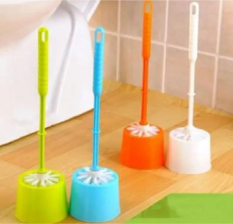 sikat toilet + tatakan rjys2148 rp. 10,000