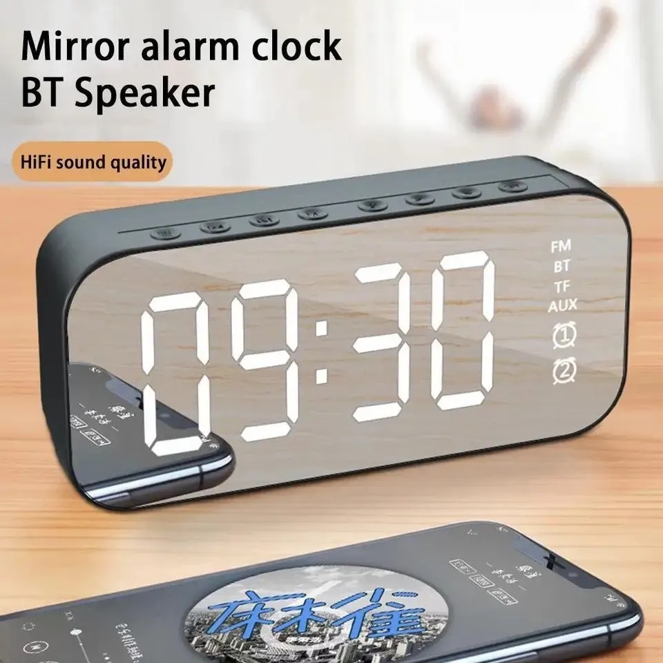 speaker bluetooth + fm radio + jam rp. 70,000
